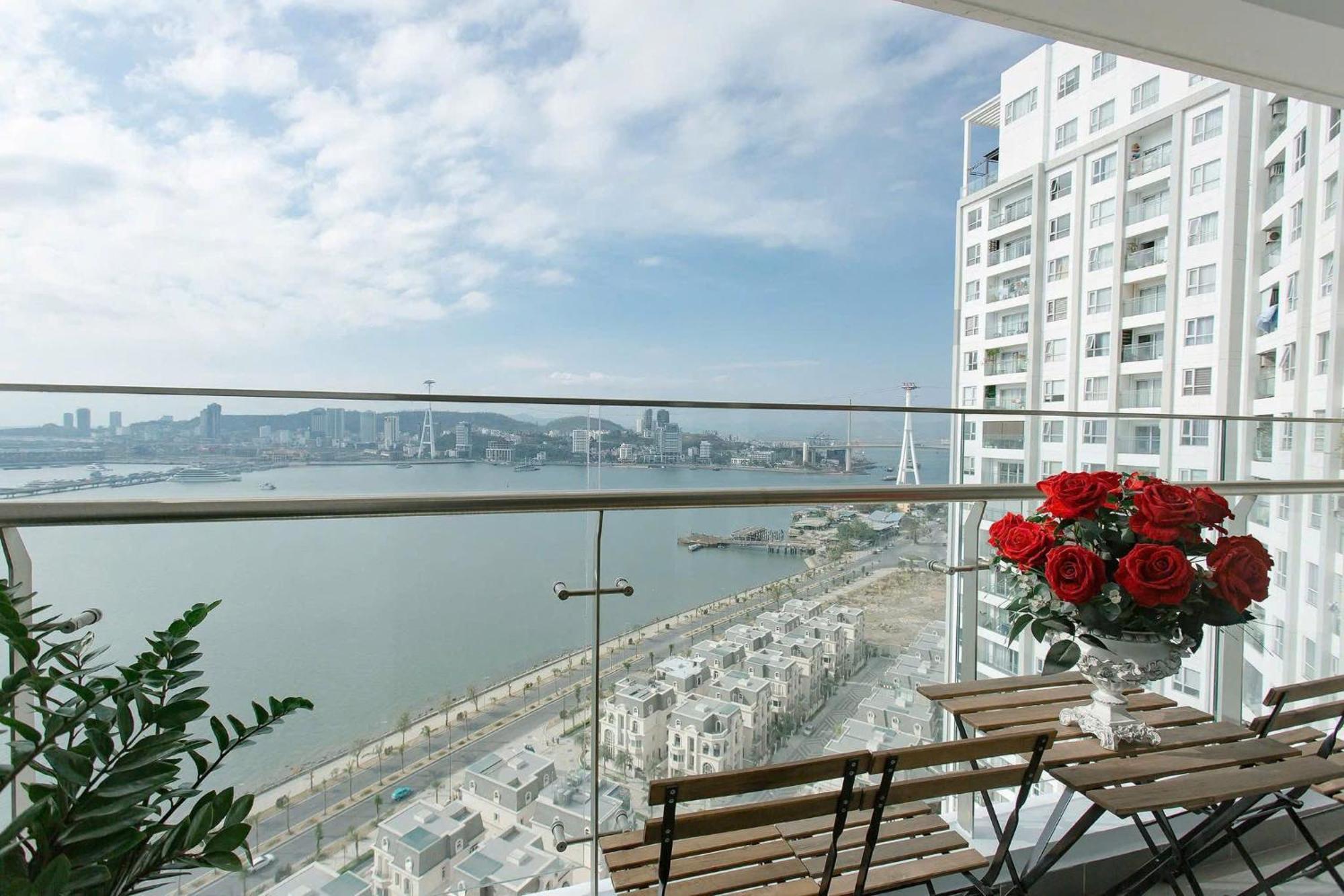 The 1108 Sapphire Ha Long Apartment Exterior photo
